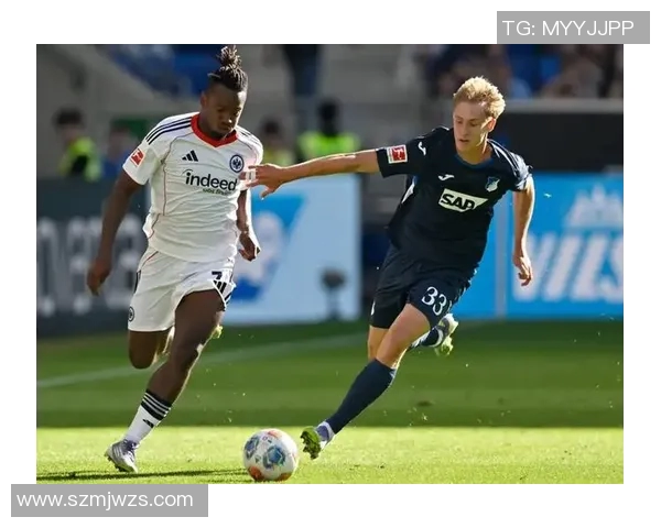 足球明星后代同场竞技展现天赋与梦想的精彩对决 足球明星后代同场竞技展现天赋与梦想的精彩对决