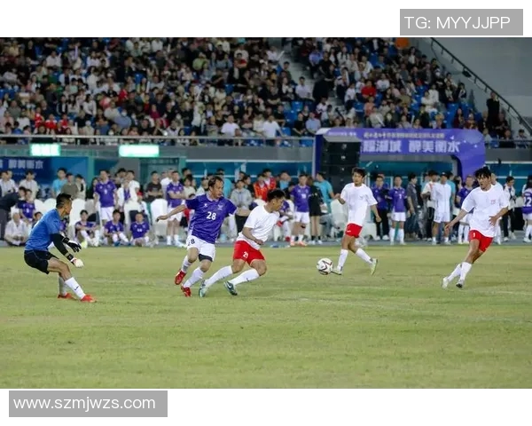 足球明星与中国朋友的友谊特效展现足球文化的魅力与团结精神 足球明星与中国朋友的友谊特效展现足球文化的魅力与团结精神